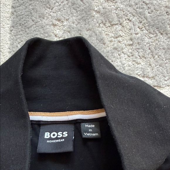 Boss Black Zip-Front Jacket with Gold Mesh Stripe - Picture 4 of 4